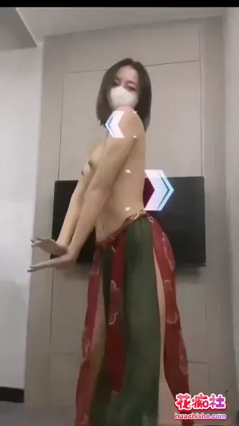 小西西裸舞自慰
